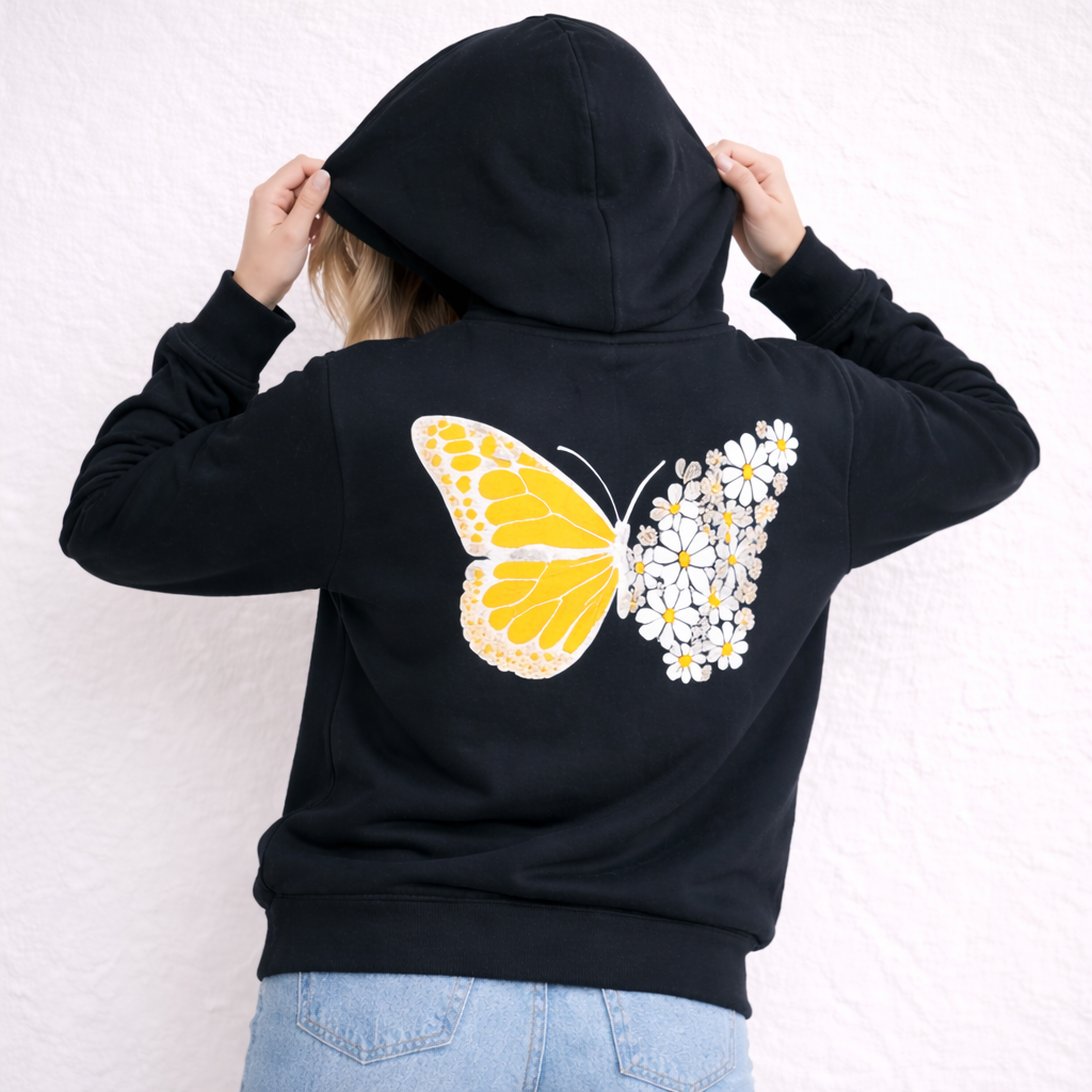 Kuschelwohl "Breaking Free" Daisy Butterfly Sweatshirt – Mit Liebe und Freiheit auf den Ärmeln, für Deinen einzigartigen Stil! 🦋🌸