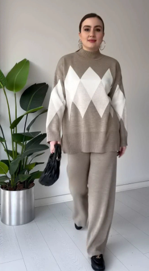 🖤🧶 Kuschelwohl Damen Strick-Set mit Argyle – Oversize Pullover + weite Hose | weich, warm & figurschmeichelnd