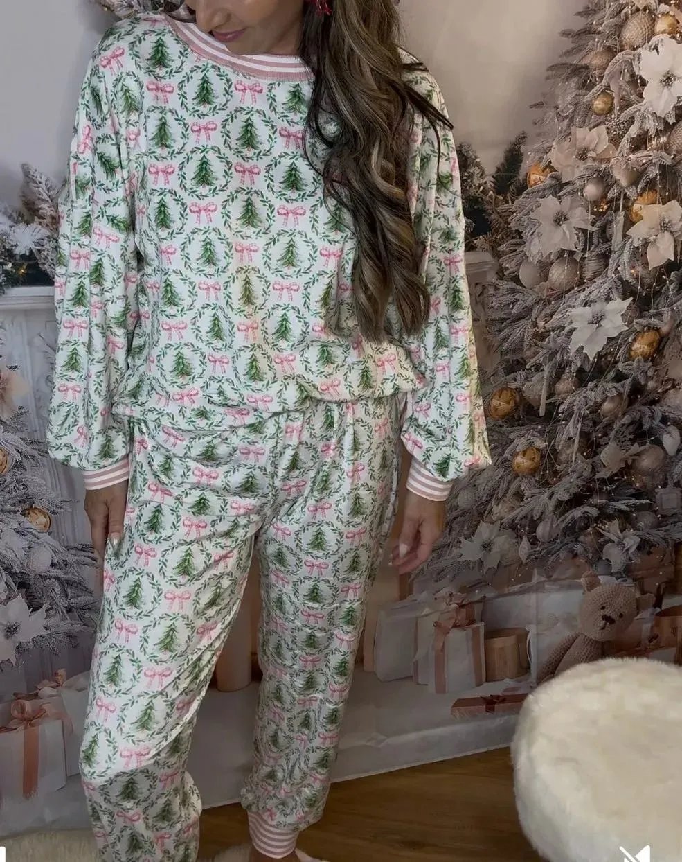 🎄Ensemble pyjama Cozy™ « Sapins de Noël et nœuds » (Grande vente de Noël 🎄)
