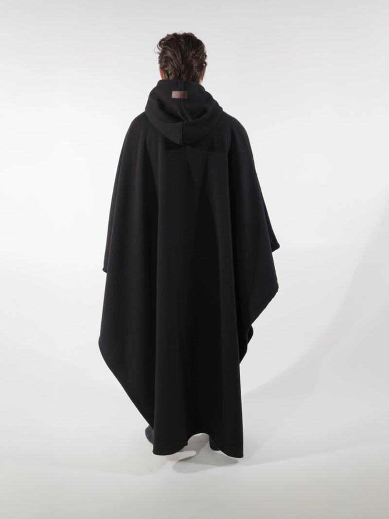 Cape douillette pour les soirées d'hiver ❄️ | Soldes de Noël : jusqu'à 40 % de réduction et sans frais cachés ! 🎁 