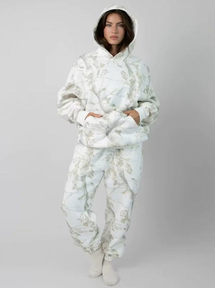 Ensemble de loisirs oversize Kuschelwohl™ : Sweat à capuche et pantalon camouflage à imprimé feuille d'érable – 🎄 Grande vente de Noël