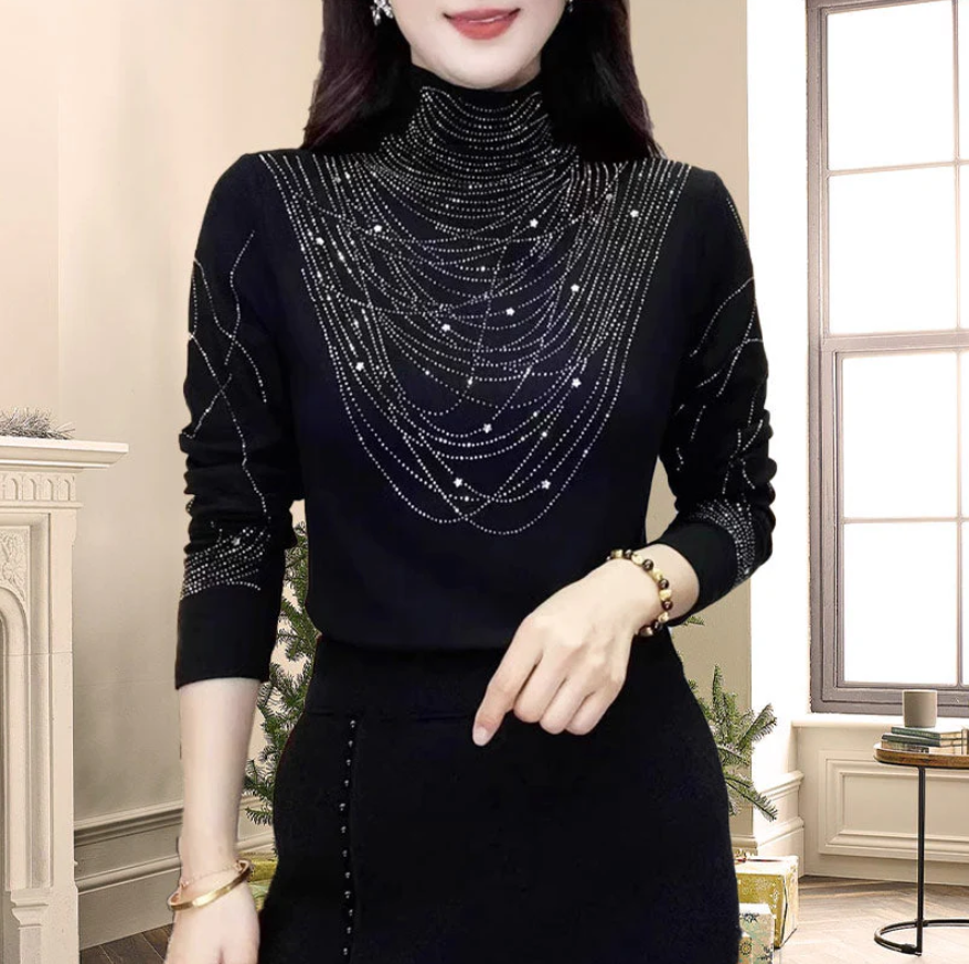 Gepolsterte Damenbluse mit hohem Kragen und langen Ärmeln