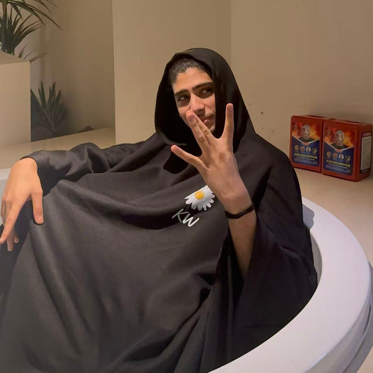 Börsennotierung im Jahr 2026.Neu eingetroffen:  Bezaubernder Pyjama-Umhang (Das perfekte Outfit aus Pyjama und Bademantel)