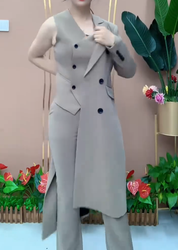 Dreiteiliges Damen-Arbeitsoutfit: Weste + Hose + Jacke