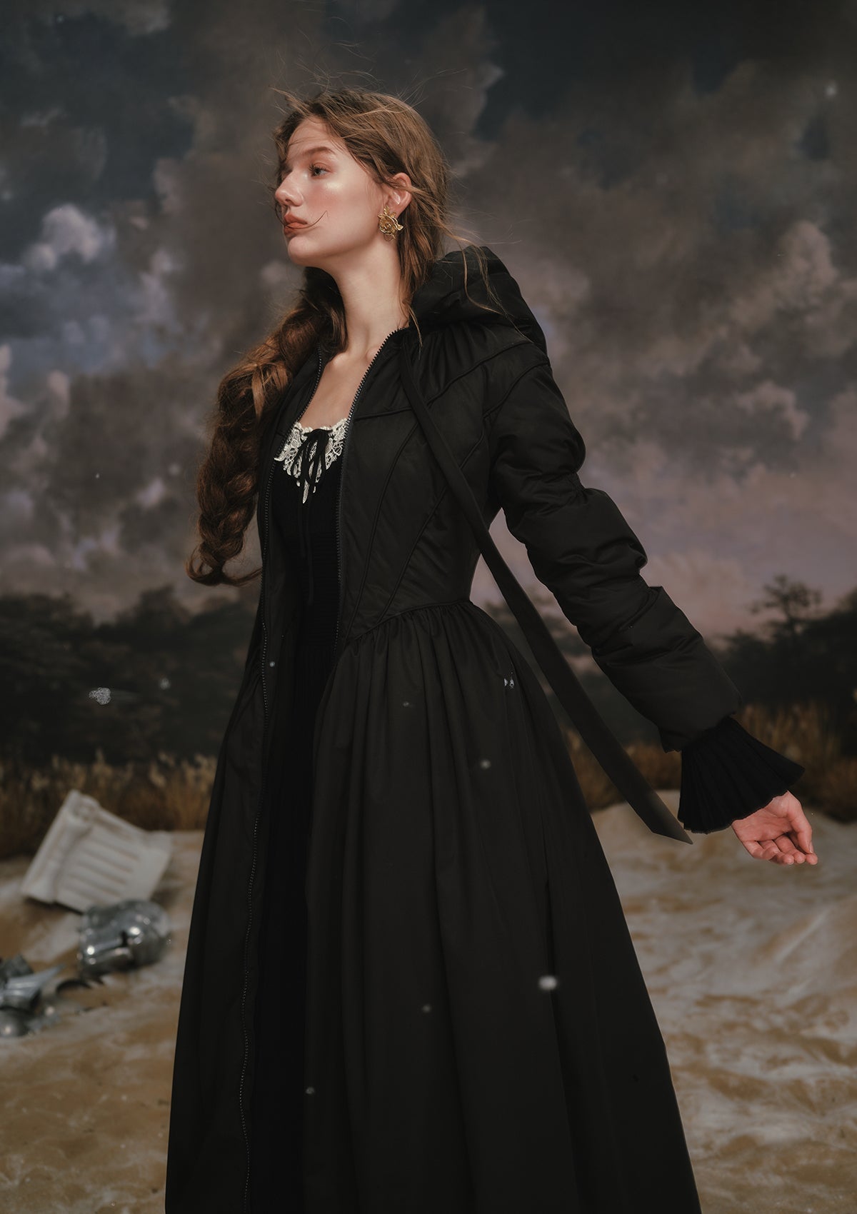 Schwarz-Weißer Krieger-Daunenmantel