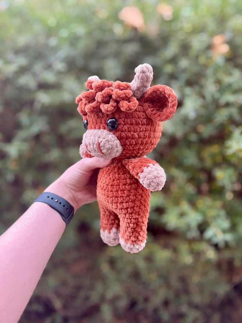 🌟 Modèle d'amigurumi vache Highland au crochet tout doux 🐮 – Kit DIY et peluches prêtes à l'emploi | 50 % de réduction pour le Black Friday 🎁