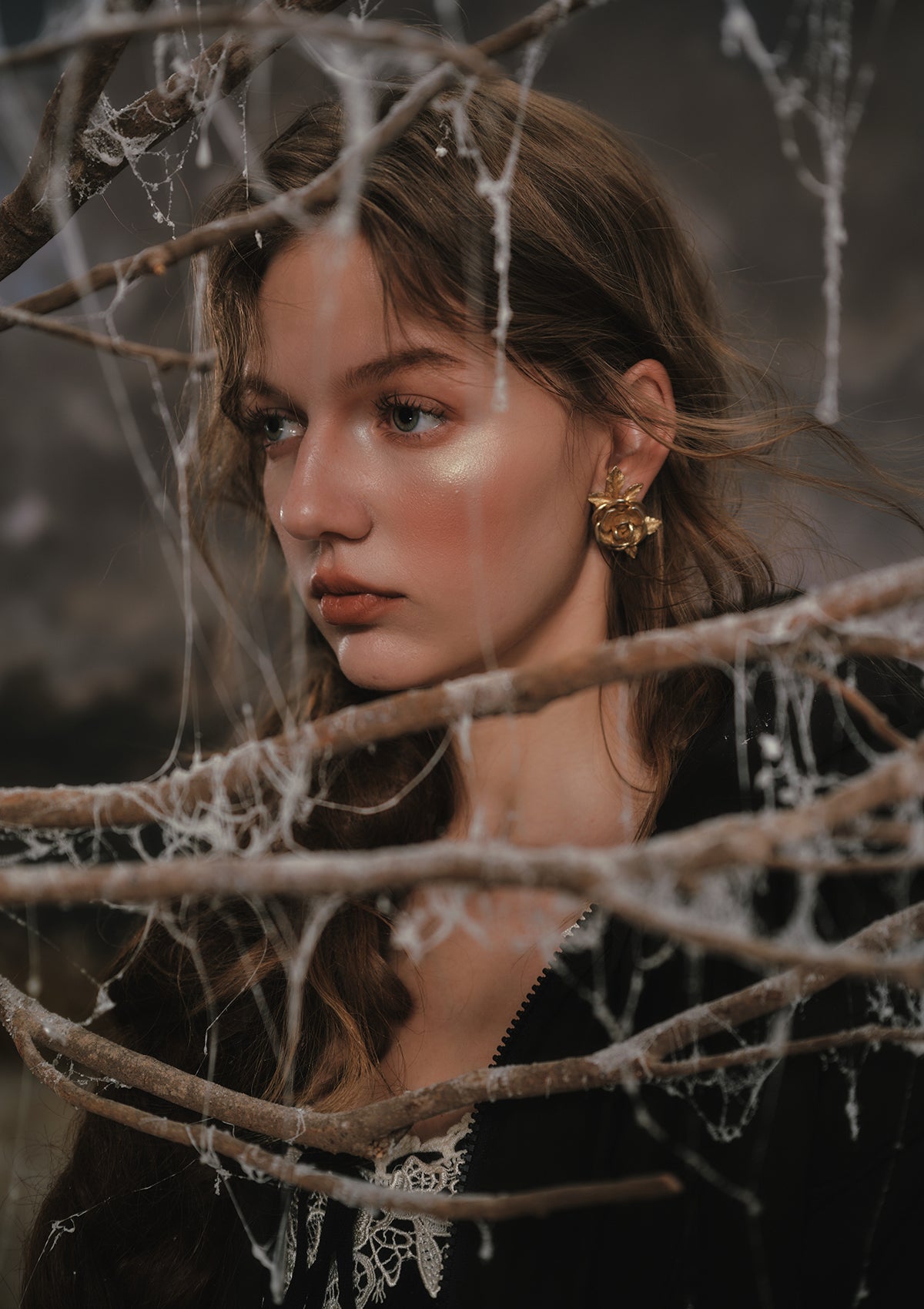 Schwarz-Weißer Krieger-Daunenmantel