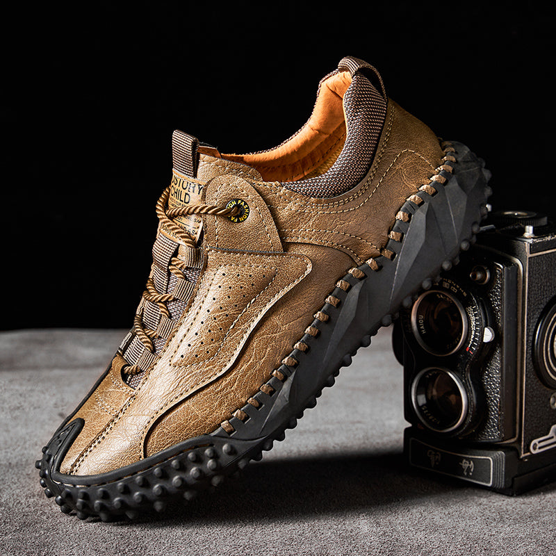 (⏰Räumungsverkauf – 70 % Rabatt🔥) Vintage-Wanderschuhe für Herren aus Leder – Echtes Leder, orthopädische Fußgewölbeunterstützung, breite Zehenbox, wasserdicht, atmungsaktiv, handgenäht, rutschfest, leichte Schuhe zum Autofahren und Wandern