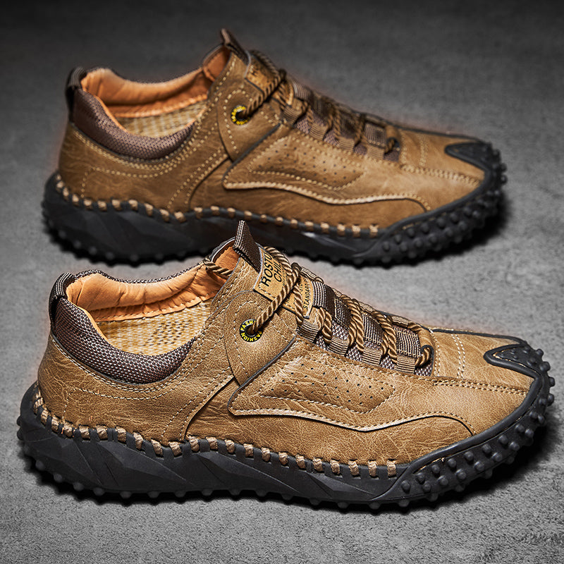 (⏰Räumungsverkauf – 70 % Rabatt🔥) Vintage-Wanderschuhe für Herren aus Leder – Echtes Leder, orthopädische Fußgewölbeunterstützung, breite Zehenbox, wasserdicht, atmungsaktiv, handgenäht, rutschfest, leichte Schuhe zum Autofahren und Wandern