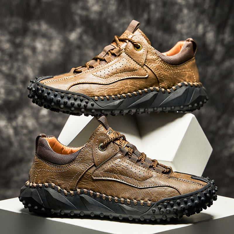 (⏰Räumungsverkauf – 70 % Rabatt🔥) Vintage-Wanderschuhe für Herren aus Leder – Echtes Leder, orthopädische Fußgewölbeunterstützung, breite Zehenbox, wasserdicht, atmungsaktiv, handgenäht, rutschfest, leichte Schuhe zum Autofahren und Wandern