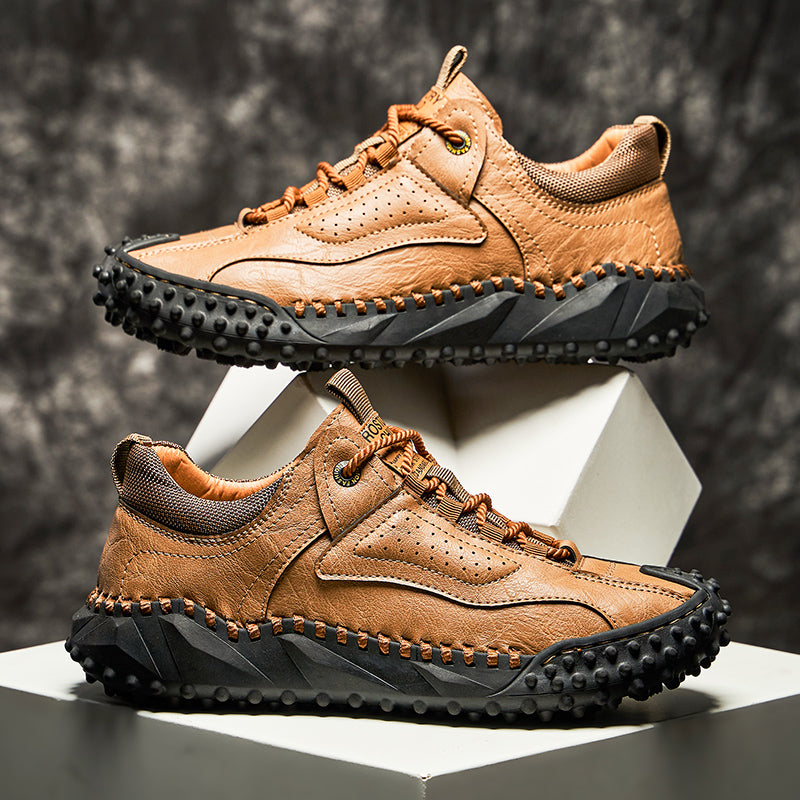 (⏰Räumungsverkauf – 70 % Rabatt🔥) Vintage-Wanderschuhe für Herren aus Leder – Echtes Leder, orthopädische Fußgewölbeunterstützung, breite Zehenbox, wasserdicht, atmungsaktiv, handgenäht, rutschfest, leichte Schuhe zum Autofahren und Wandern
