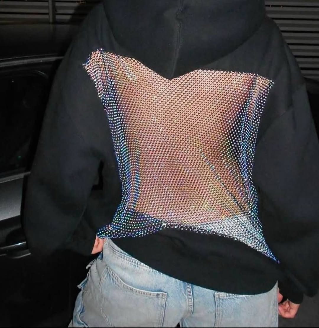 Sweat à capuche en cristal de Reney 