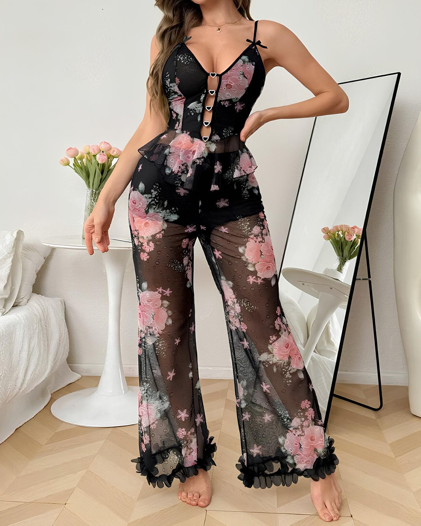 Sexy Pyjama-Set aus geblümtem, durchsichtigem Rüschen-Camisole und Hose aus Mesh