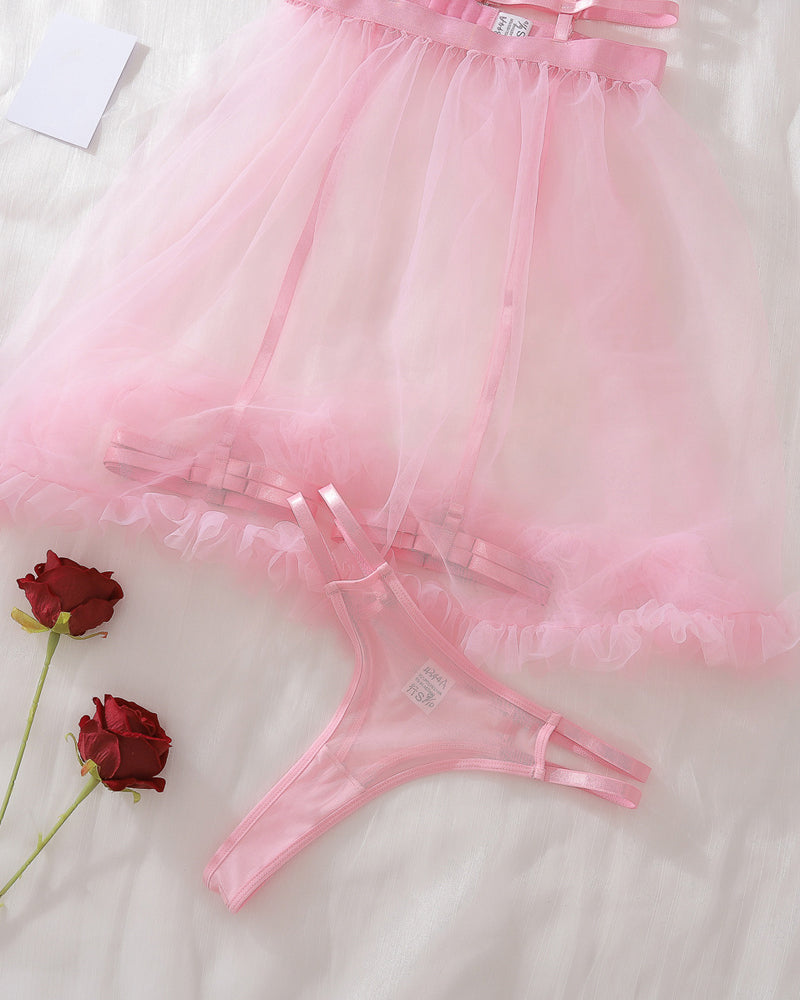 Sexy, durchsichtiges Negligé und String-Set mit herzförmigem Ausschnitt aus Mesh