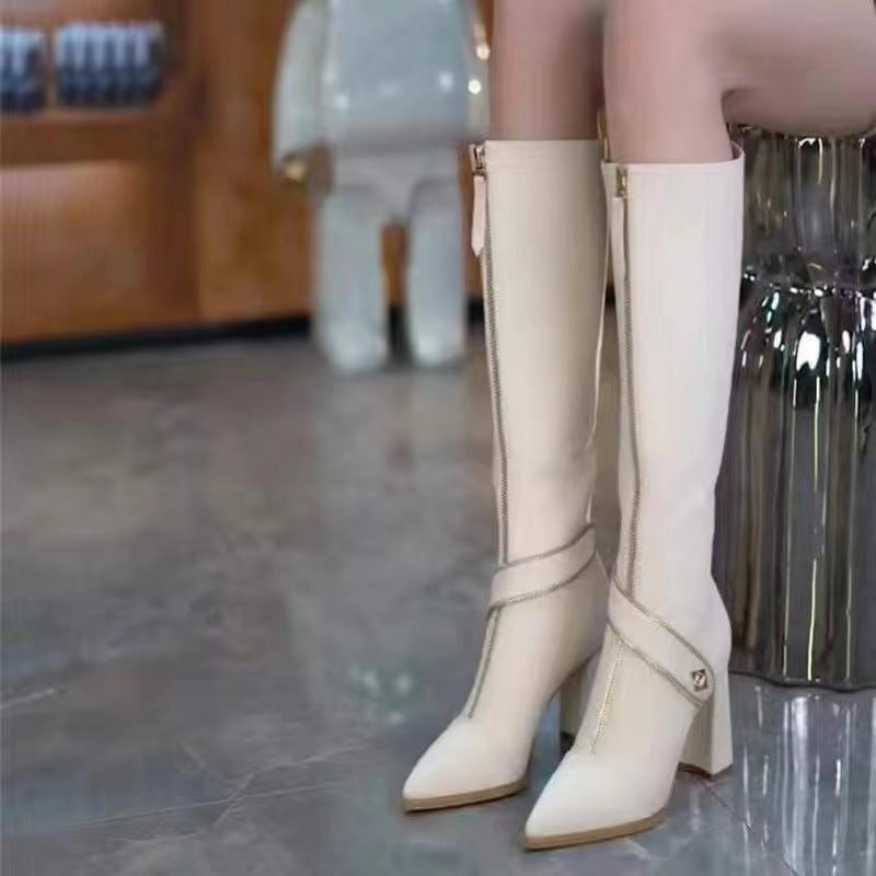 Spitze Stiefel mit klobigem Absatz bis zum Knie