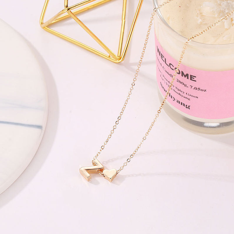 Collier initial plaqué or avec cœur – Bijou personnalisé de A à Z 💖 | Jusqu'à 50 % de réduction pour le Black Friday et Noël ! Sans frais cachés !