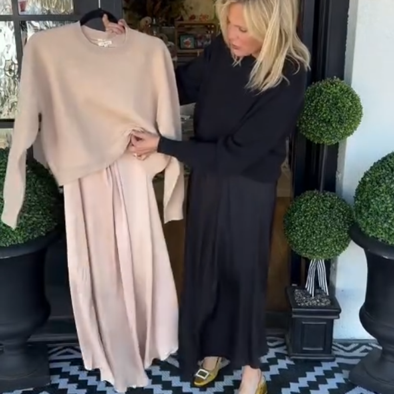 ✨ Ensemble deux pièces best-seller pour femme : haut à nouer et robe maxi fluide 🌸