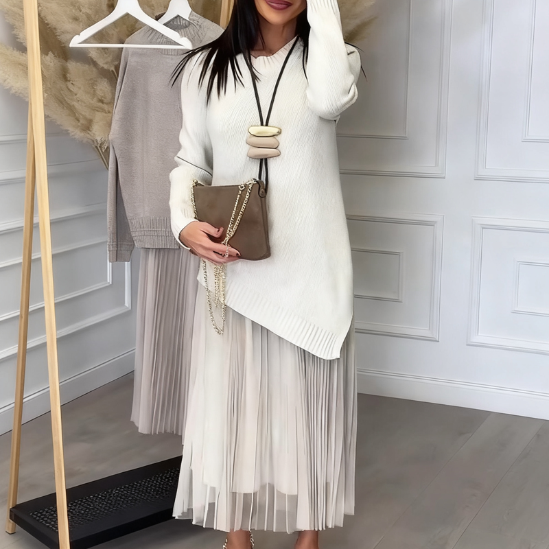 Zweiteiliges Damen-Kleid mit unregelmäßigem Strickmuster und plissiertem Midi-Schnitt