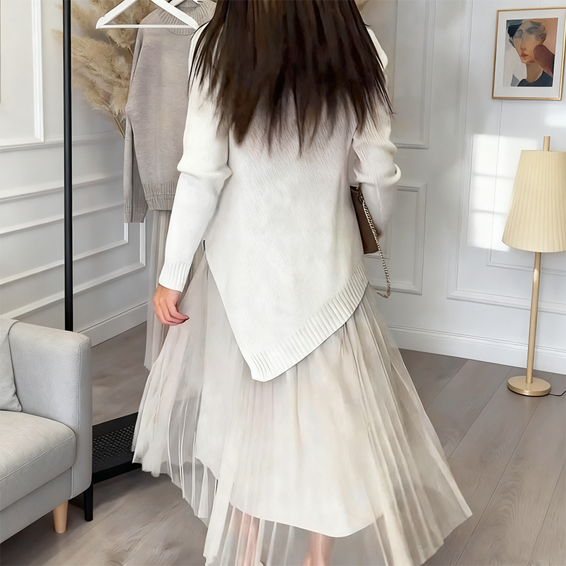 Robe deux pièces pour femme, en maille irrégulière et coupe midi plissée