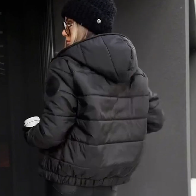 Damen Winterjacke mit Kapuze – Stilvoll, warm & federleicht ❄️ | Weihnachtsaktion bis -50 % Rabatt 💥