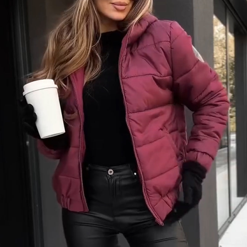 Doudoune d'hiver à capuche pour femme – Élégante, chaude et ultra-légère ❄️ | Soldes de Noël avec jusqu'à 50 % de réduction 💥