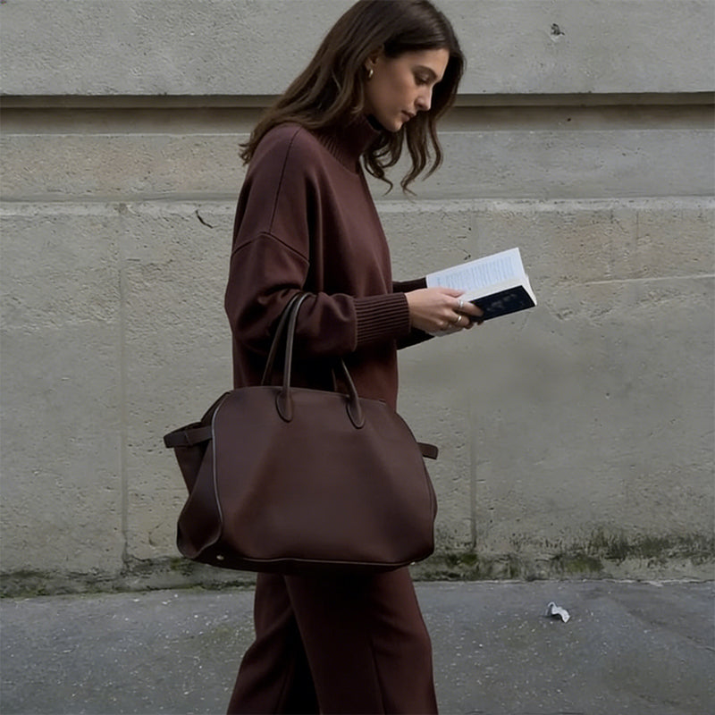 Rollkragenpullover mit seitlichem Reißverschluss und Hose