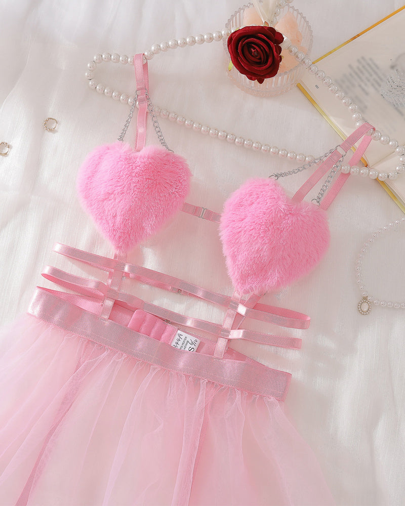 Sexy, durchsichtiges Negligé und String-Set mit herzförmigem Ausschnitt aus Mesh